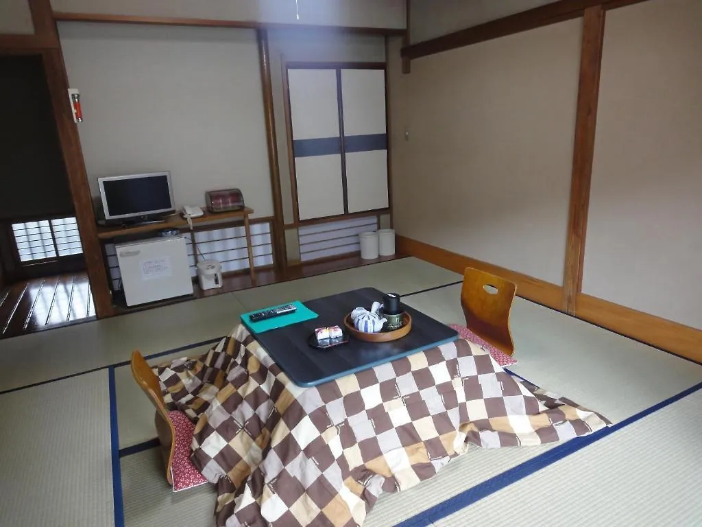 Hotel Omiya Ryokan Hakone 2*,  Giappone